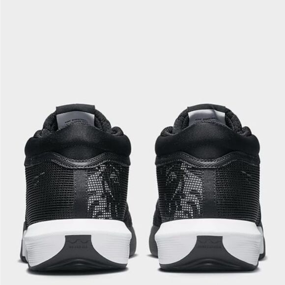 Nike LeBron Witness VIII TB Basketball Shoes main image 4